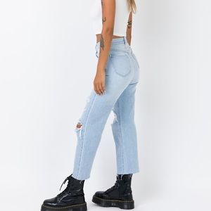 abrand cropped flare hot n fresh